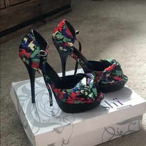 Charis BLK high heels